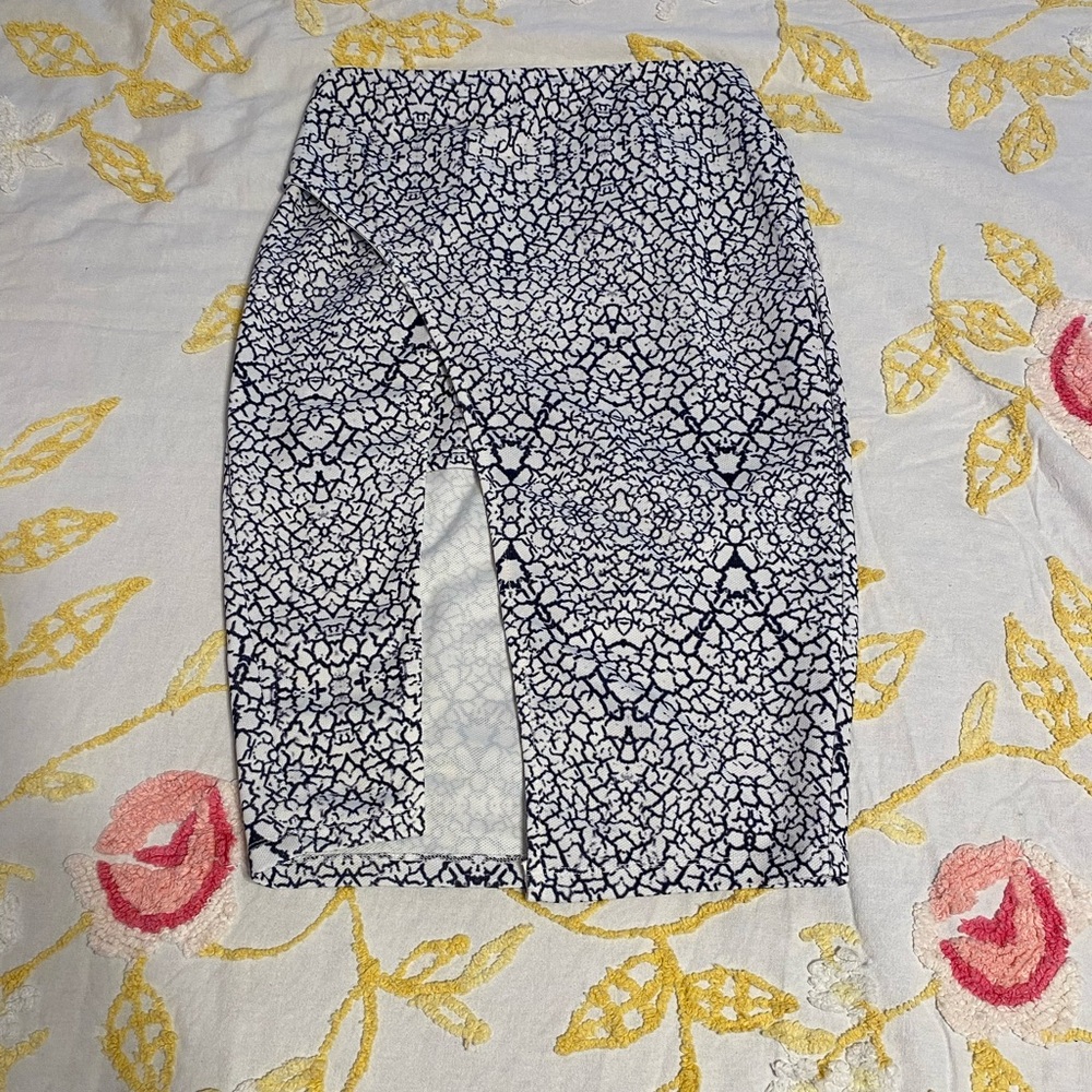 LF Skirt (NWT)